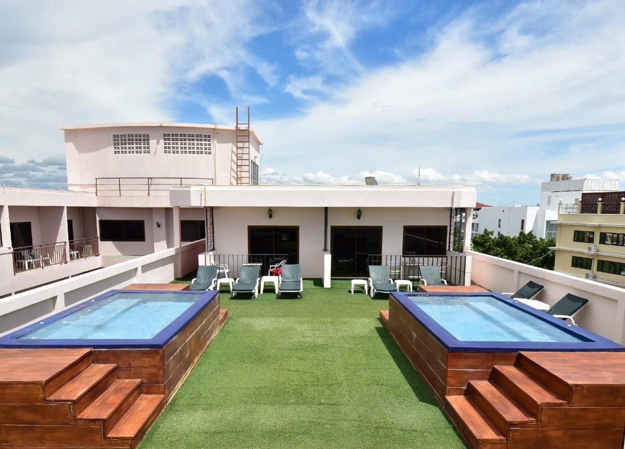 Dynasty Inn Pattaya Exterior photo