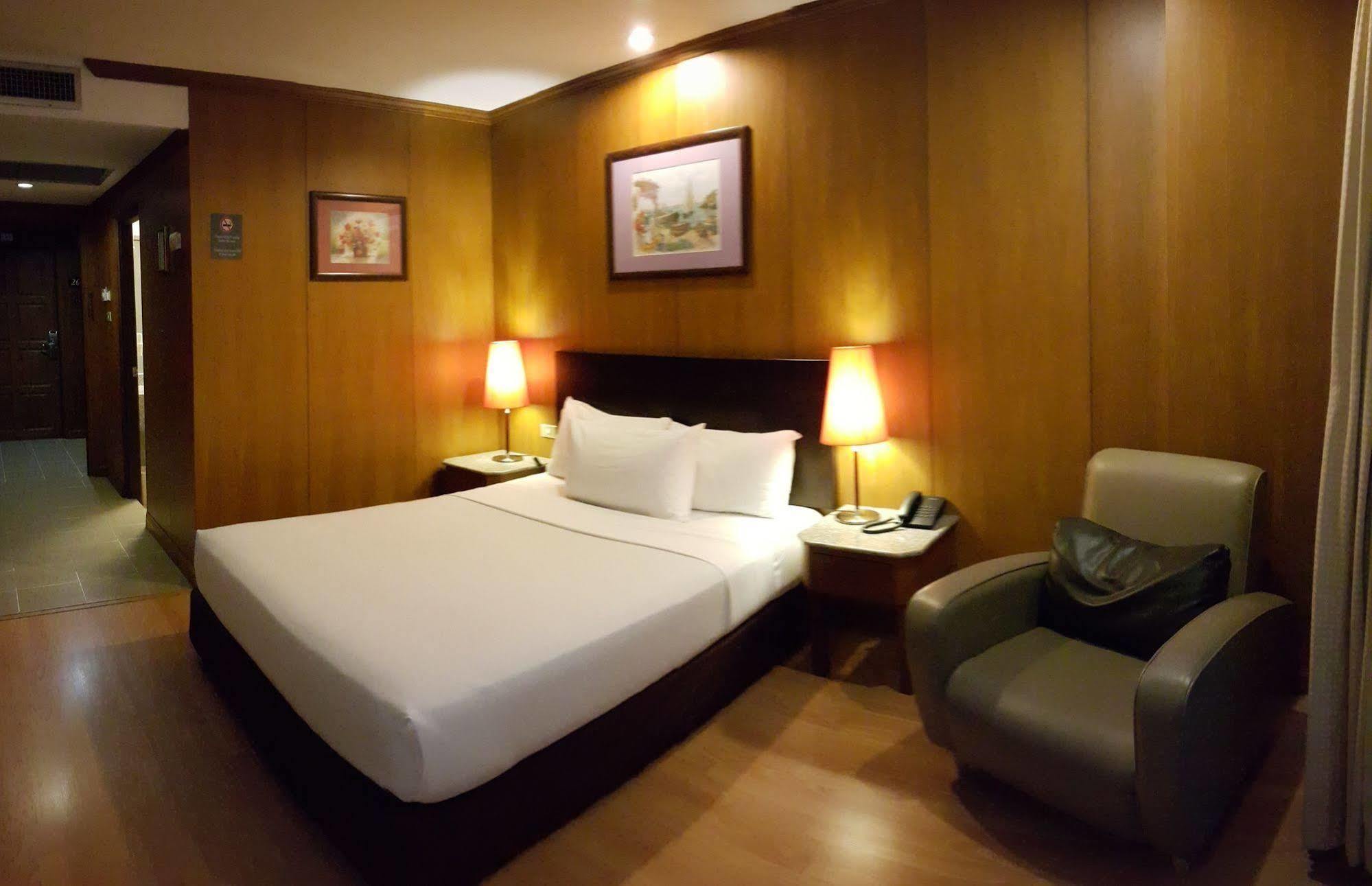 Dynasty Inn Pattaya Exterior photo