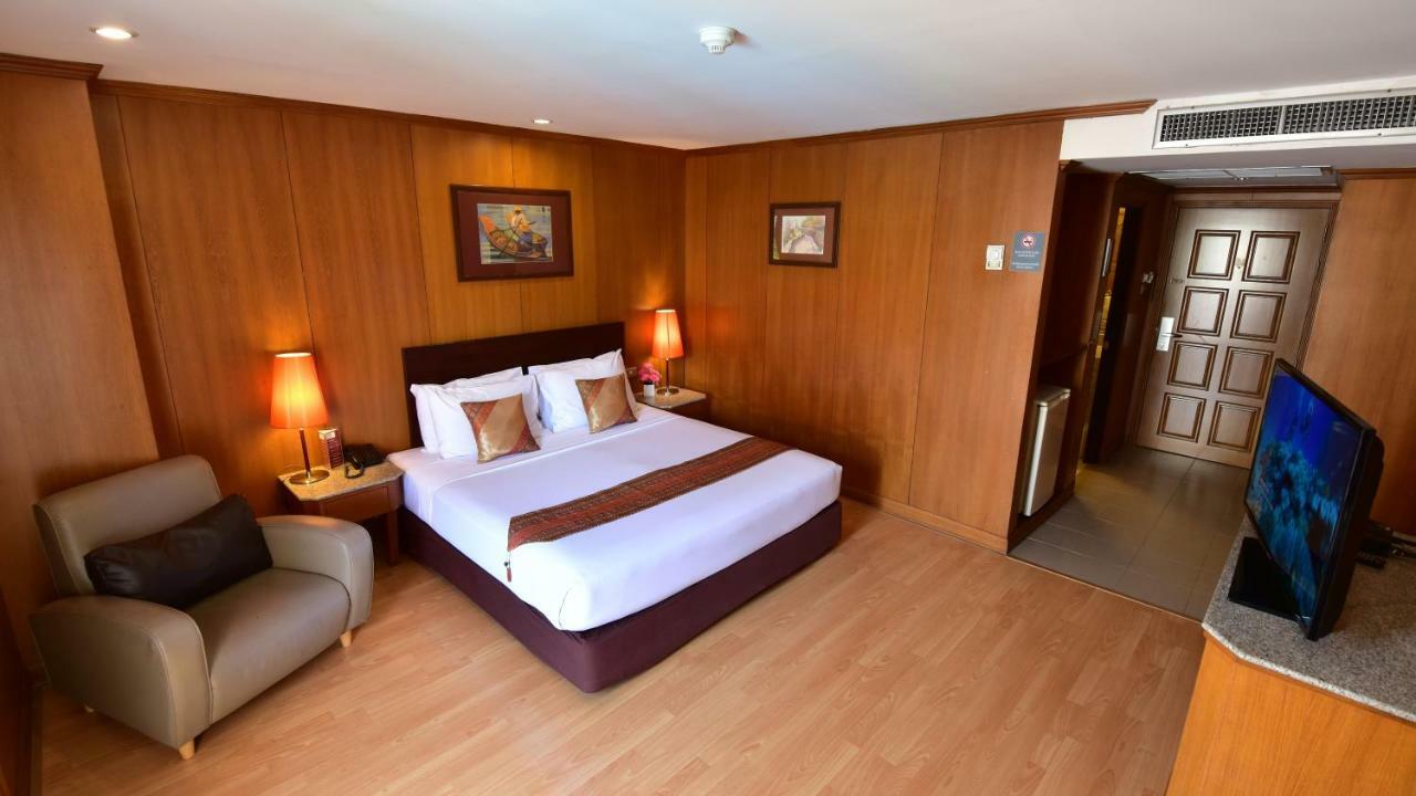 Dynasty Inn Pattaya Exterior photo