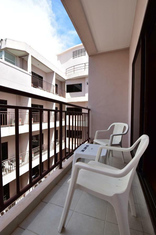 Dynasty Inn Pattaya Exterior photo