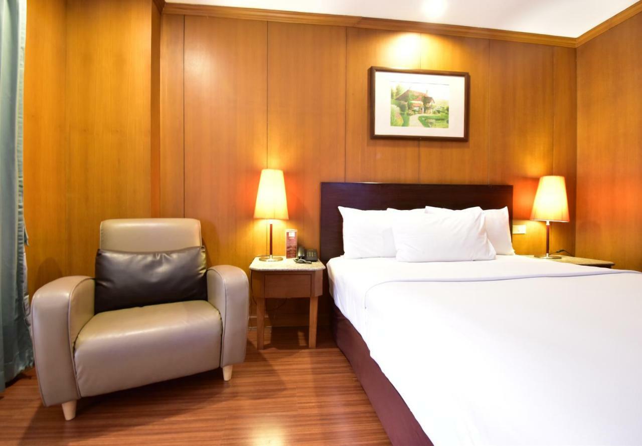 Dynasty Inn Pattaya Exterior photo